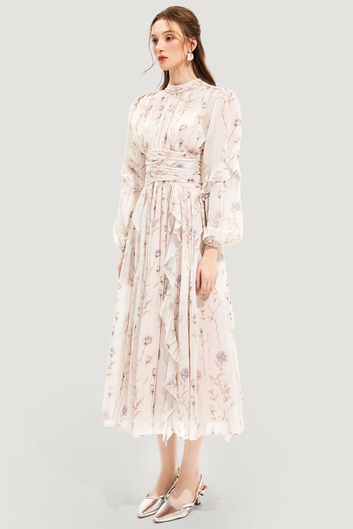 Classic Vintage Dress with a Flattering Fit