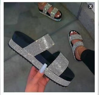 Chic Orthopedic Sandals with Unique Design
