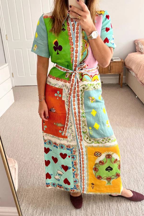 Beautifully Finished Dress in a Timeless Design