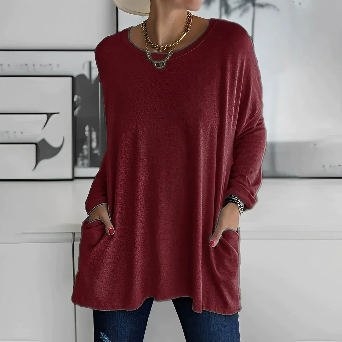 Effortlessly Elegant T-Shirt with a Timeless Design