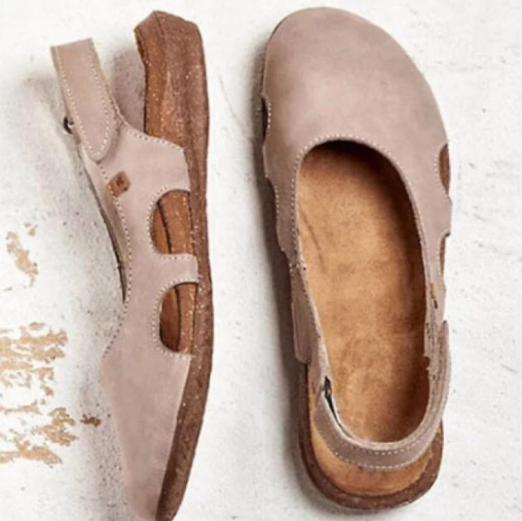 Graceful Orthopedic Sandals for Modern Look
