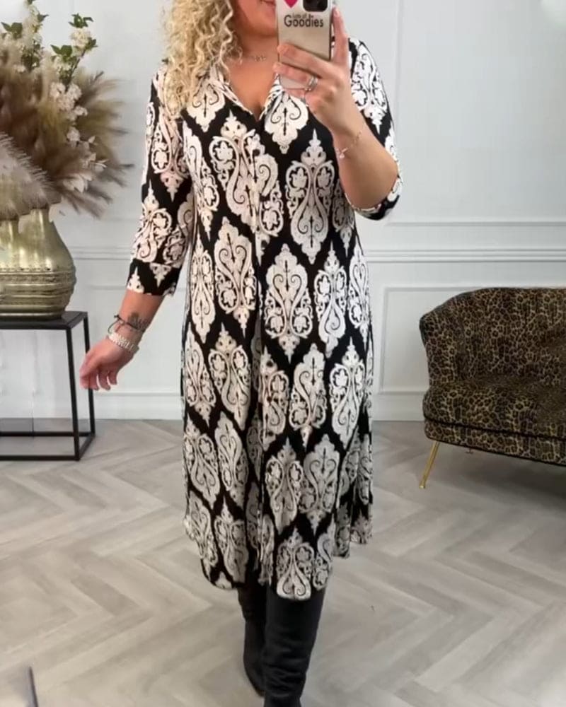 Effortlessly Elegant Dress with a Timeless Design