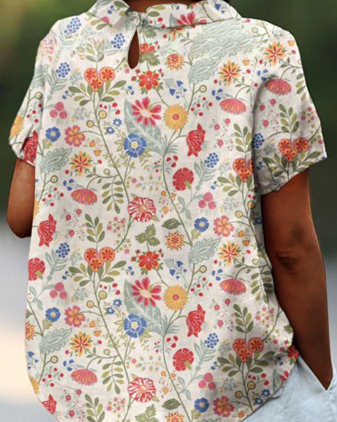 Beautifully Finished Blouse in a Timeless Design
