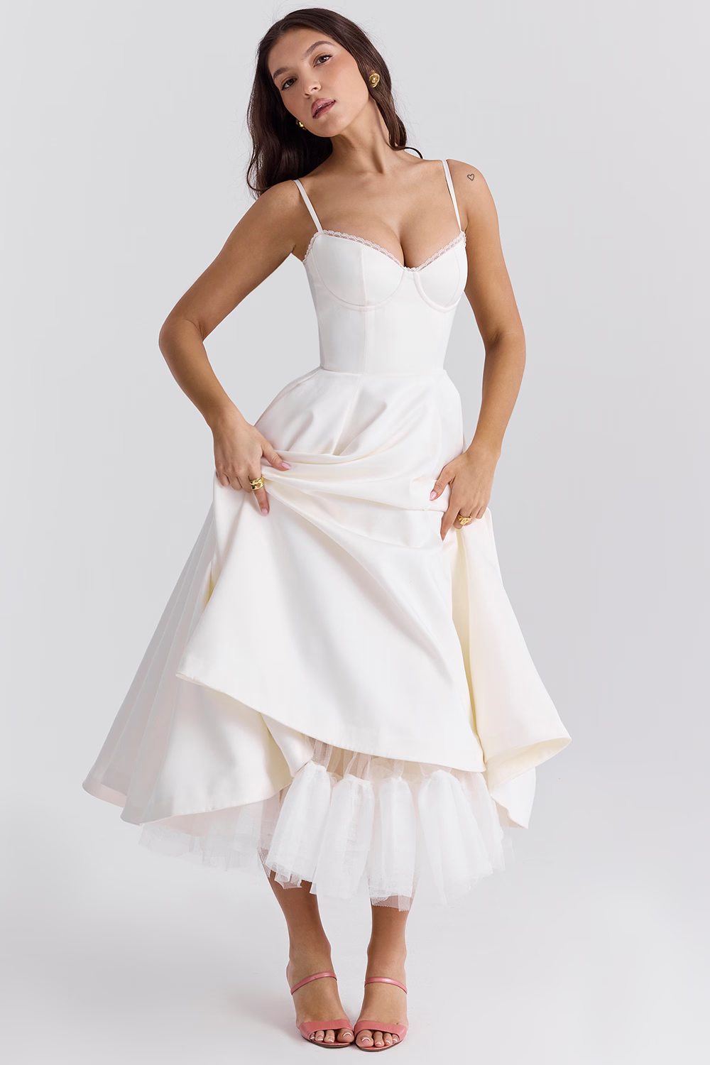 Classic Vintage Dress with a Flattering Fit