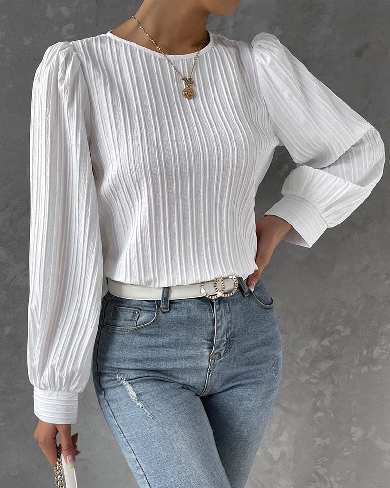 Classic Vintage & Enduringly Stylish Blouse