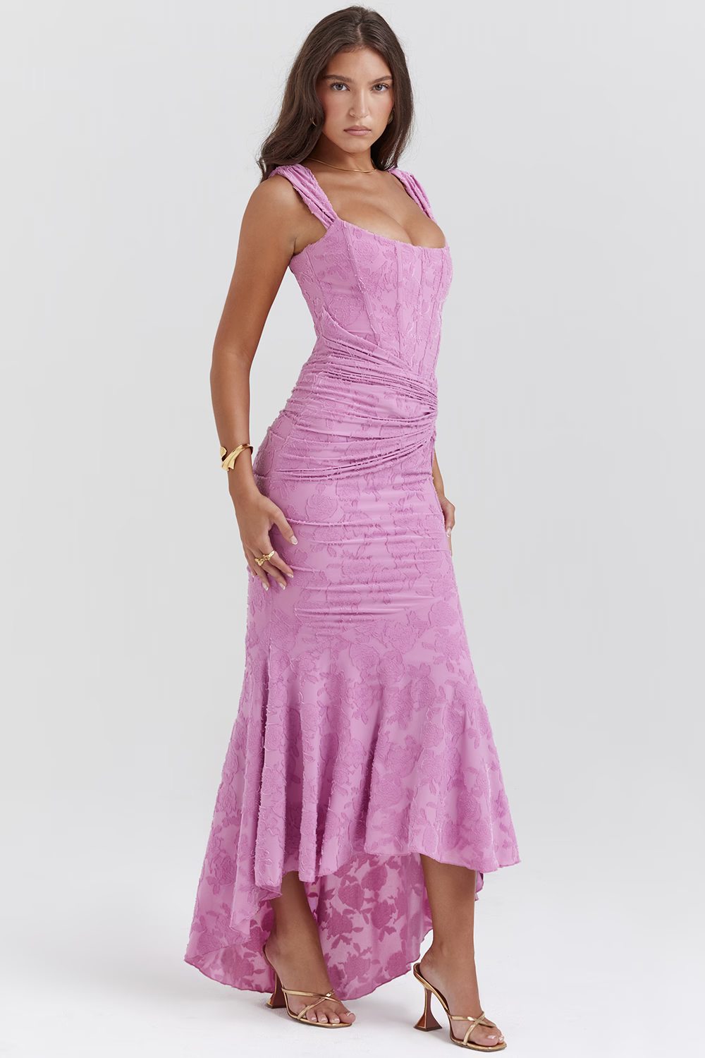 Beautifully Crafted Dress in a Classic Style