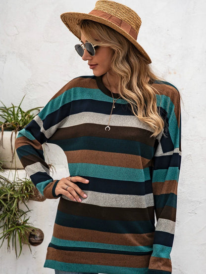 Effortlessly Elegant T-Shirt with a Timeless Design