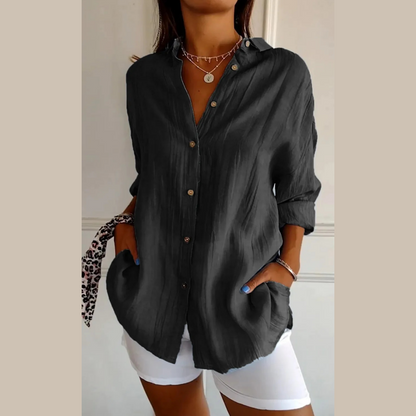 Classic Vintage Shirt with a Flattering Fit