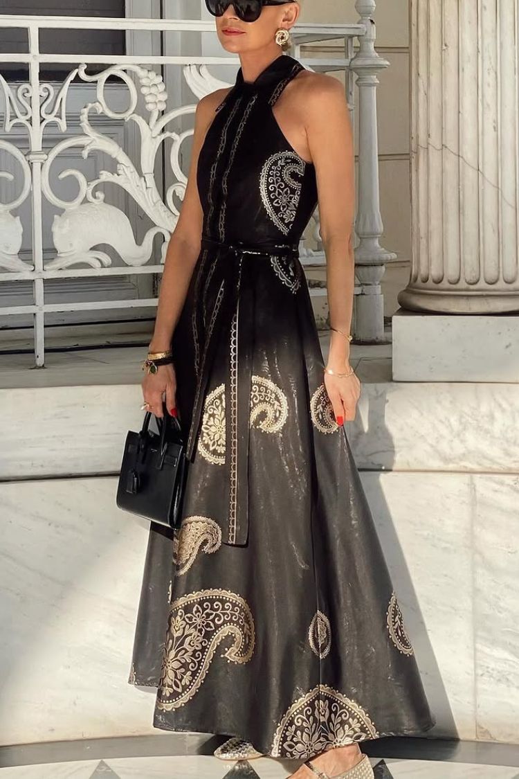 Effortlessly Elegant Dress with a Timeless Design