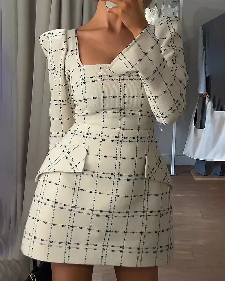 Classic Vintage Dress with a Flattering Fit