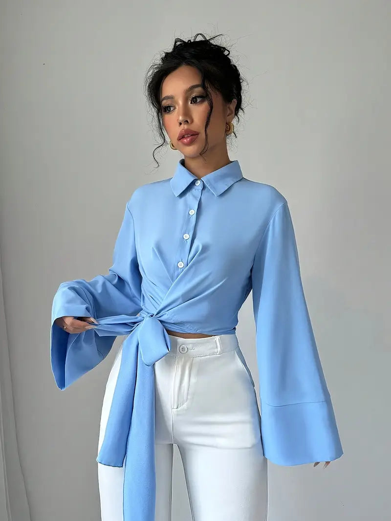 Beautifully Crafted Blouse in a Classic Style