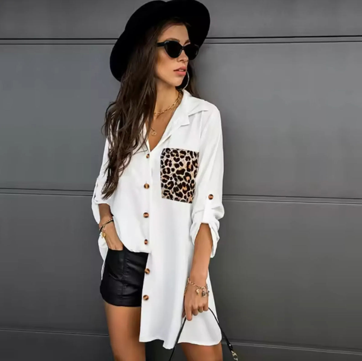 Effortlessly Elegant Shirt with a Timeless Design