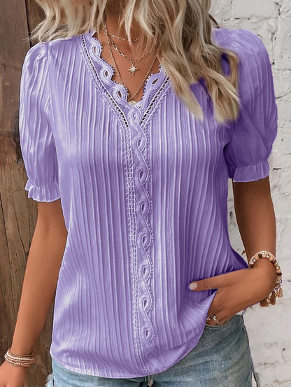 Well Tailored T-Shirt with a Graceful Silhouette
