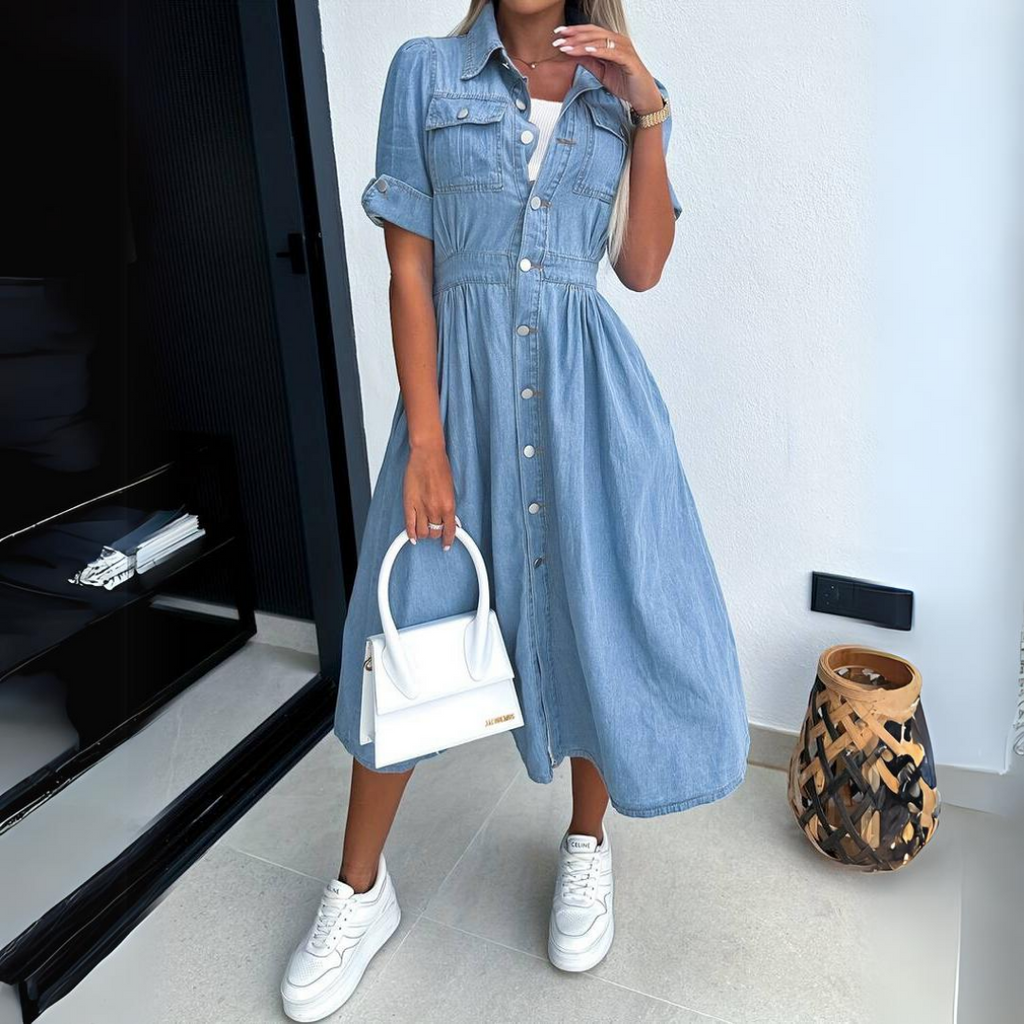 Classic Vintage & Enduringly Stylish Dress
