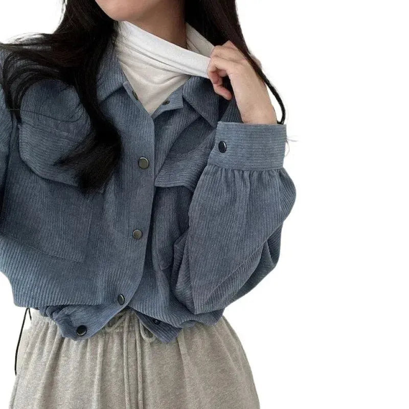 Well Tailored Shirt with a Graceful Silhouette