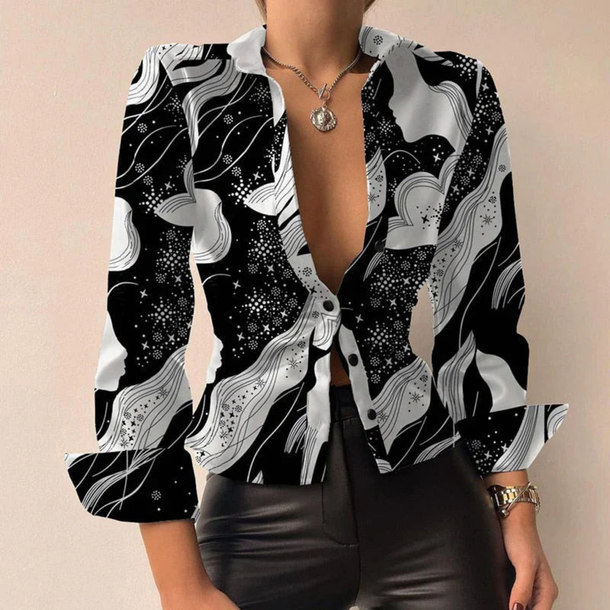 Sophisticated Shirt with a Clean Classic Look