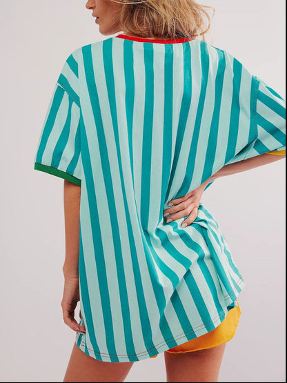 Effortlessly Elegant T-Shirt with a Timeless Design