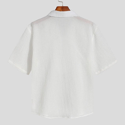 Effortlessly Elegant Shirt with a Timeless Design