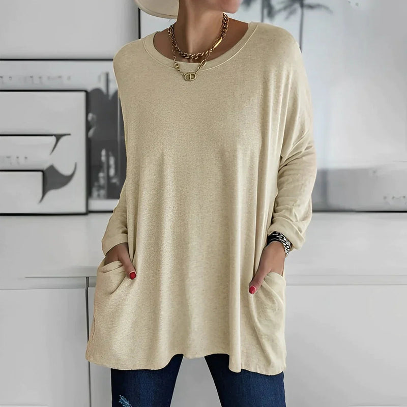 Effortlessly Elegant T-Shirt with a Timeless Design