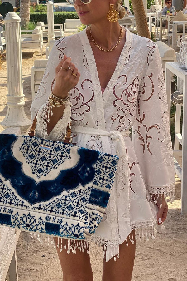 Beautifully Crafted Blouse in a Classic Style