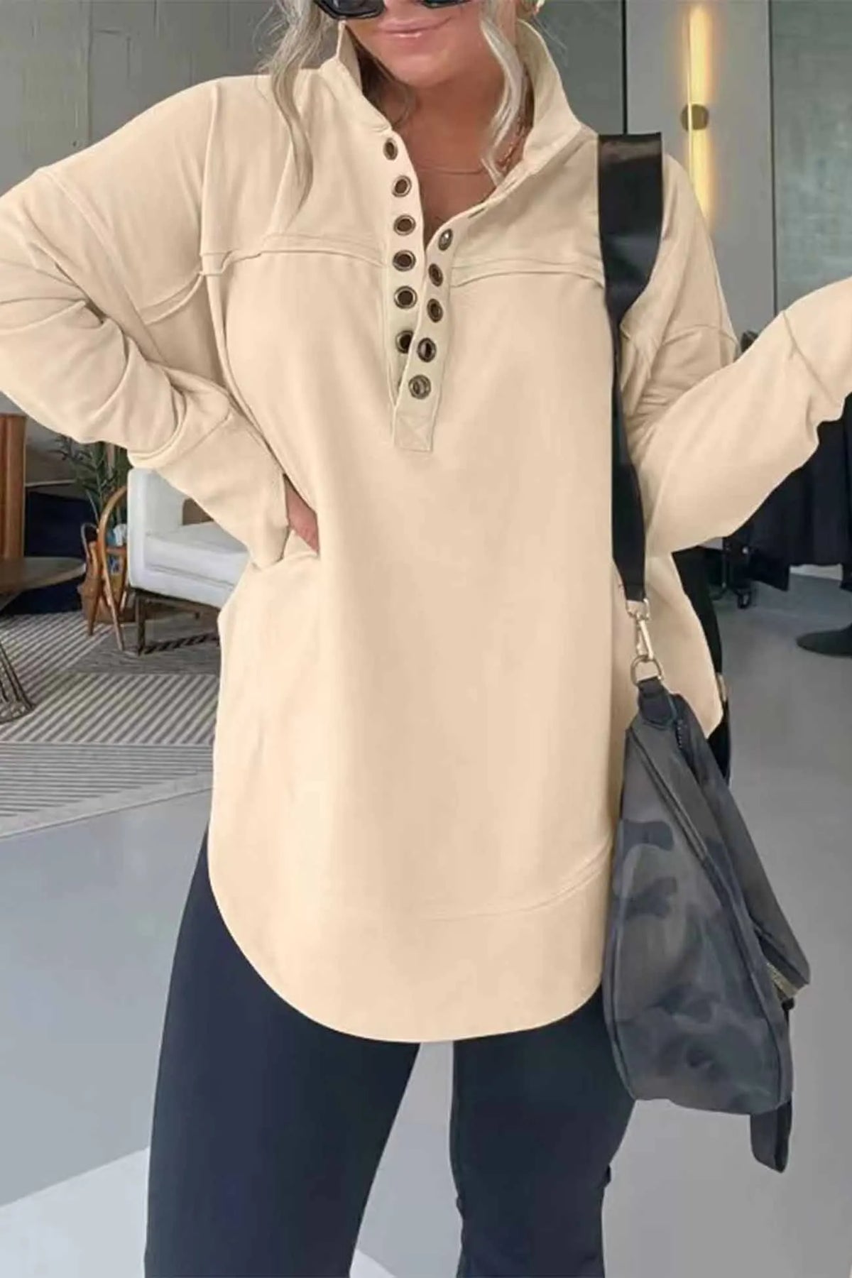Effortlessly Elegant Shirt with a Timeless Design
