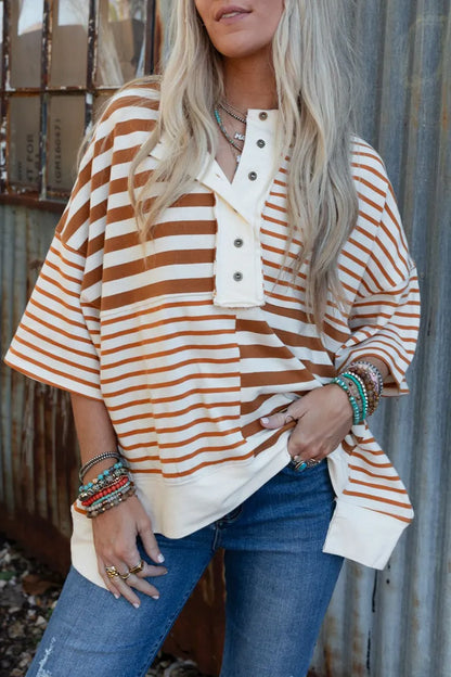 Effortlessly Elegant T-Shirt with a Timeless Design