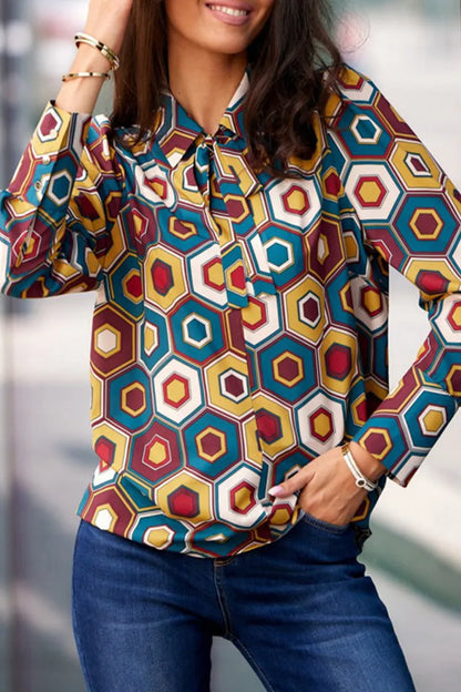 Classic Vintage Shirt with a Flattering Fit