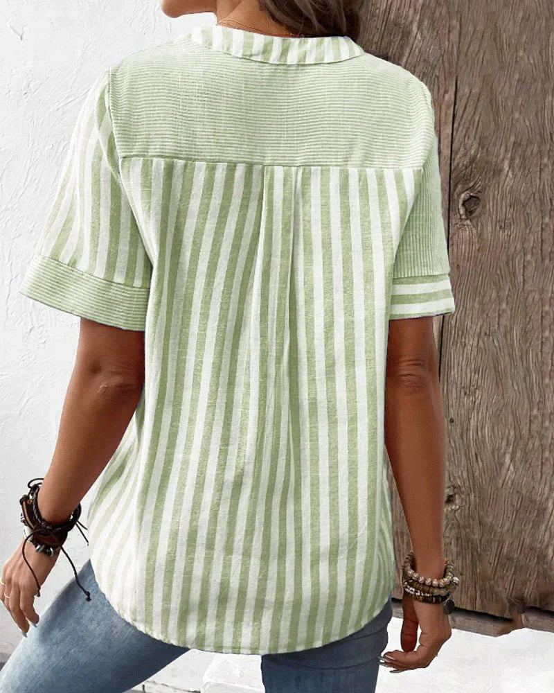 Well Tailored Blouse with a Graceful Silhouette