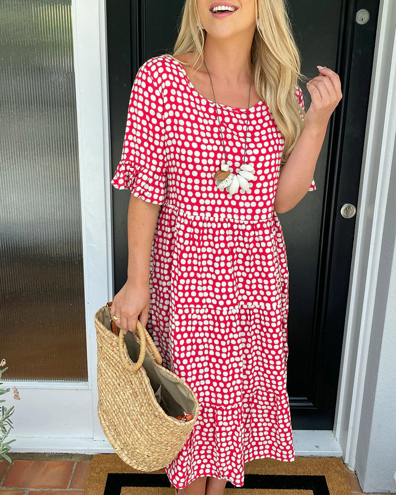 Gracefully Styled Dress for Any Occasion