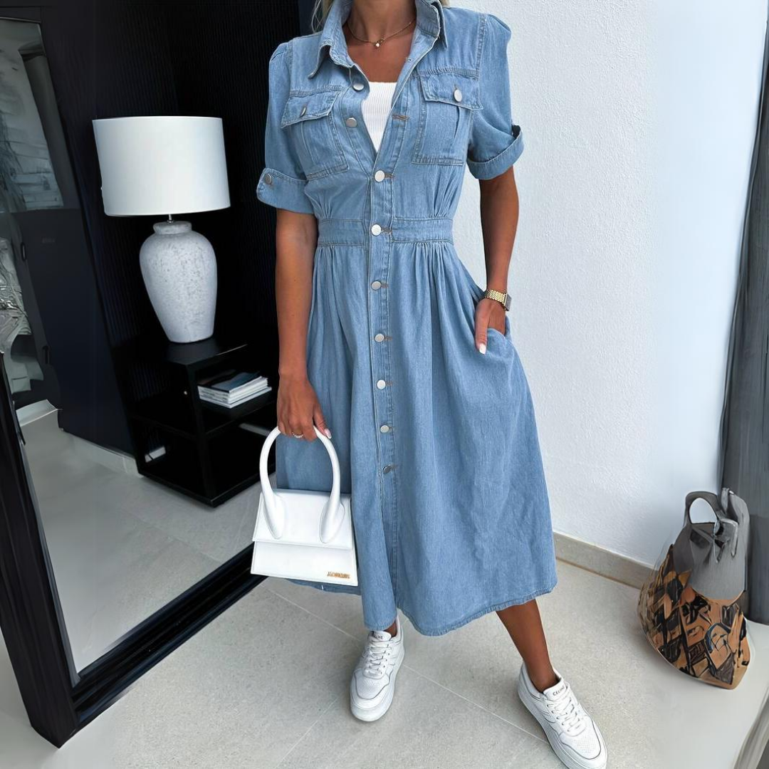 Effortlessly Elegant Dress with a Timeless Design