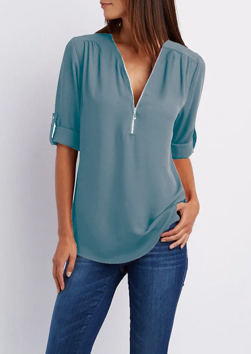 Effortlessly Elegant Blouse with a Timeless Design