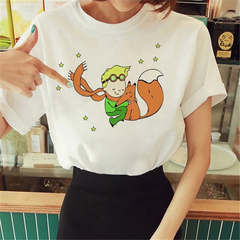 Effortlessly Elegant T-Shirt with a Timeless Design