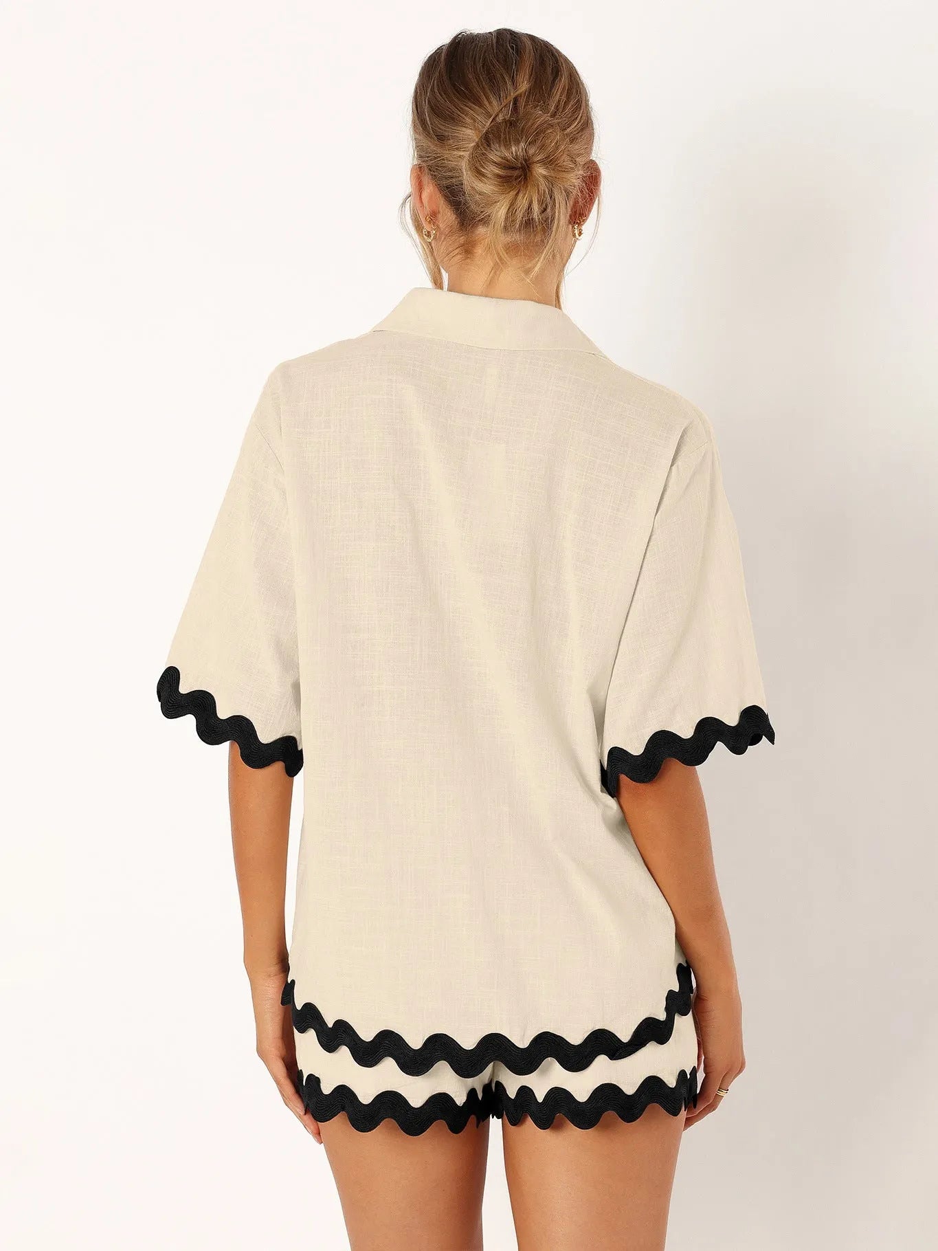 Beautifully Crafted Shirt in a Classic Style