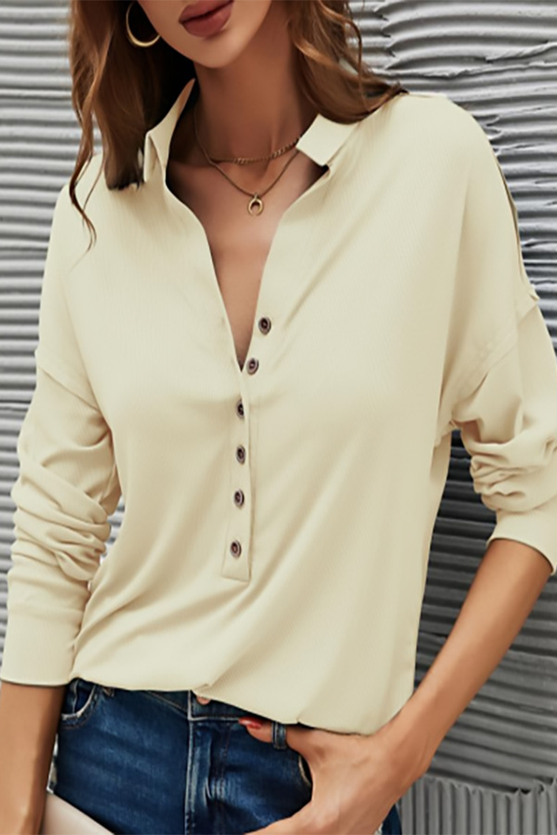 Classic Vintage T-Shirt with a Flattering Fit