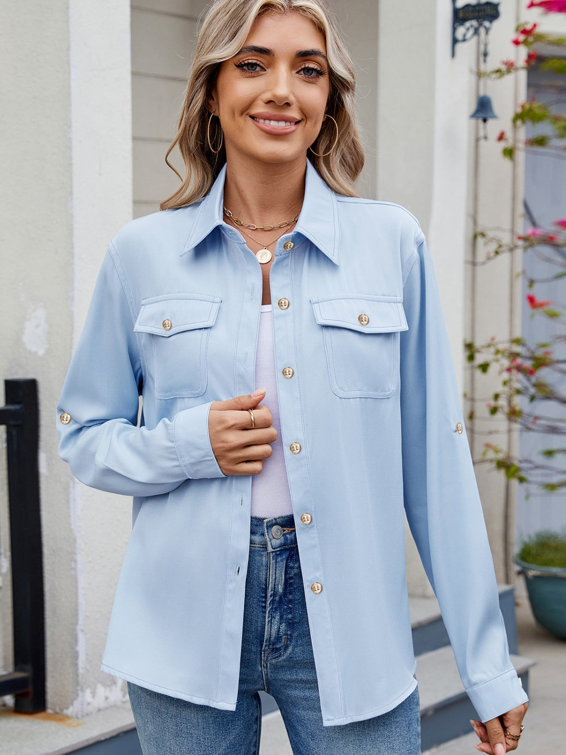 Well Tailored Shirt with a Graceful Silhouette