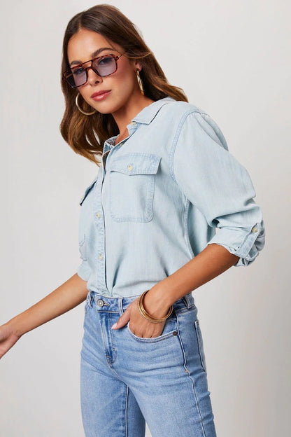 Effortlessly Elegant Shirt with a Timeless Design