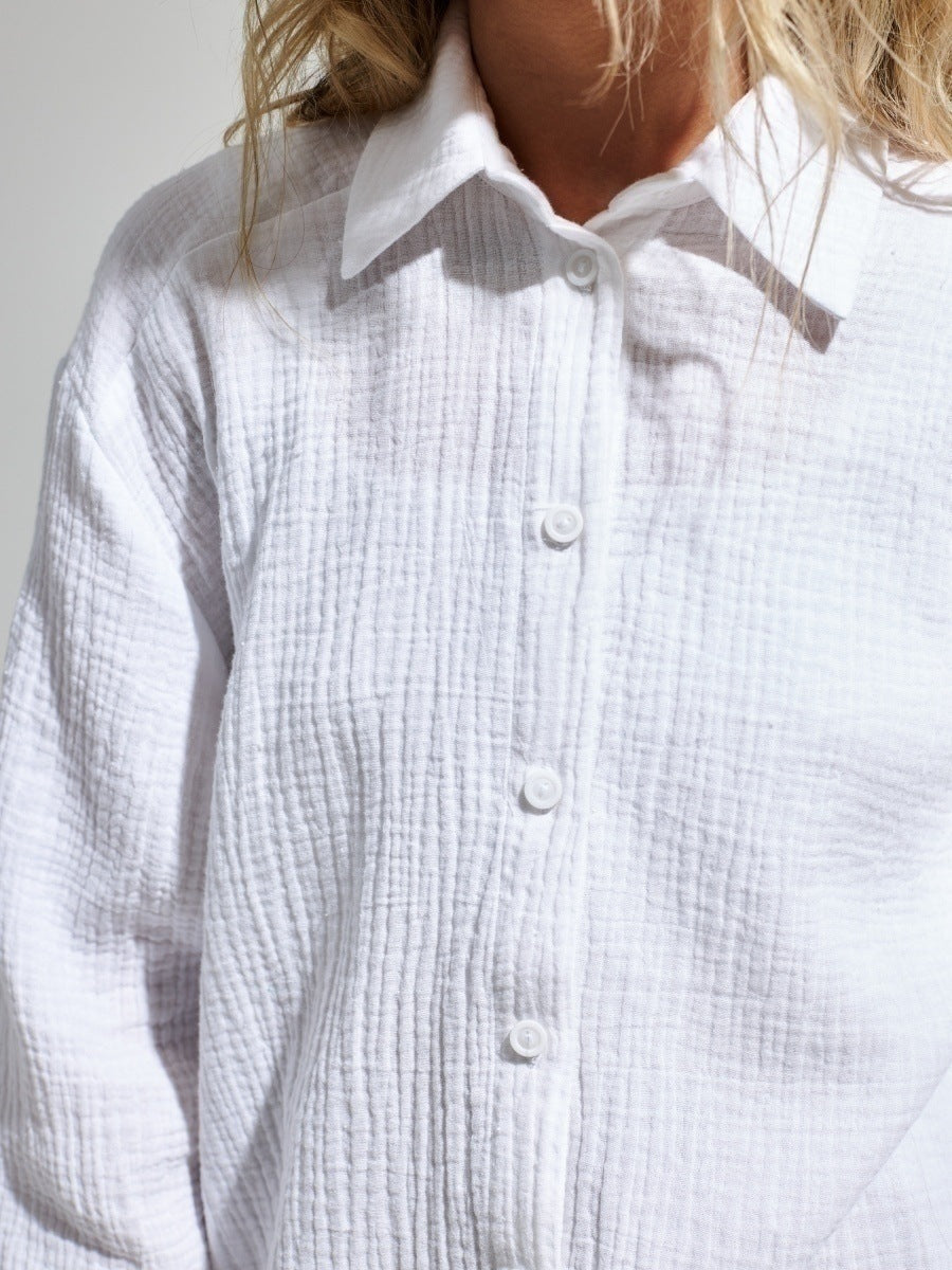 Elegantly Styled Shirt for Everyday Wear
