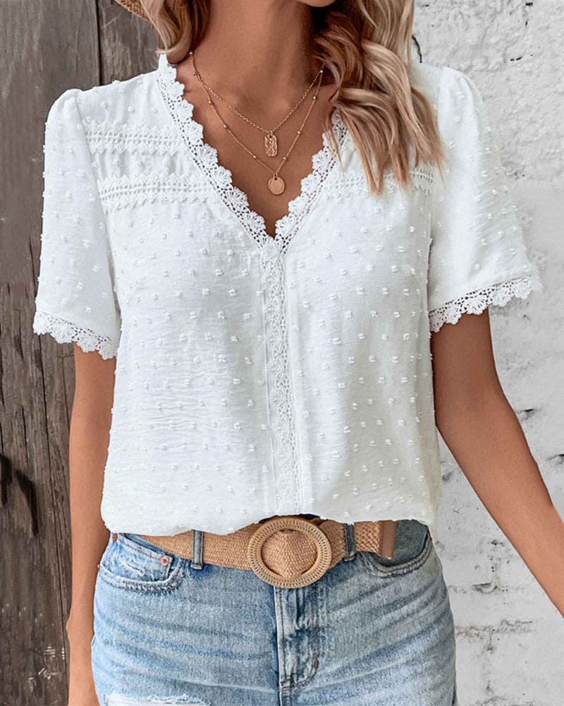 Beautifully Crafted Shirt in a Classic Style