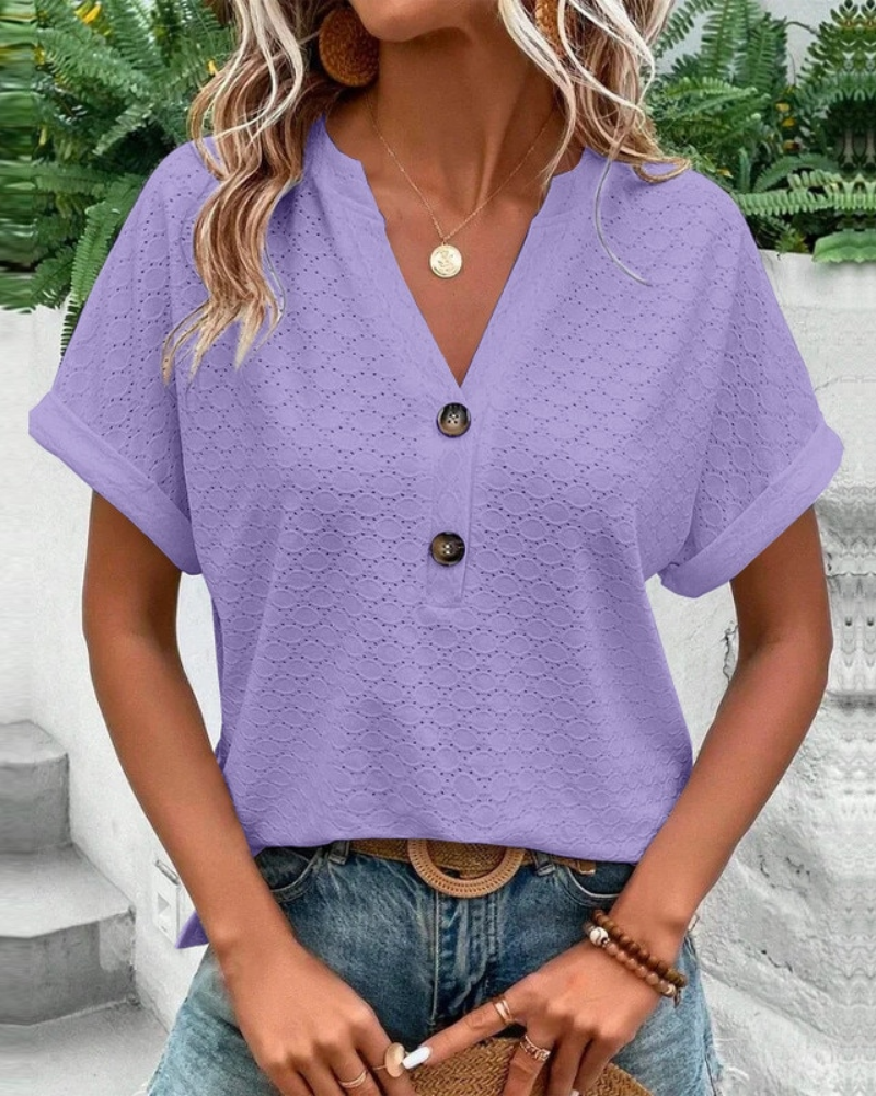 Elegantly Styled Shirt for Everyday Wear