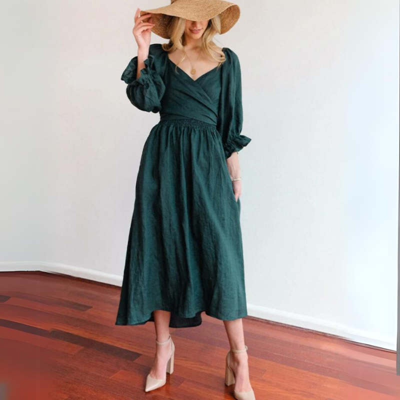 Beautifully Crafted Dress in a Classic Style