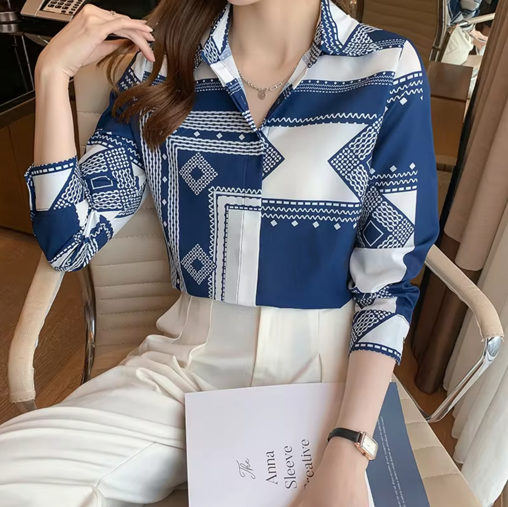 Classic Vintage & Enduringly Stylish Blouse