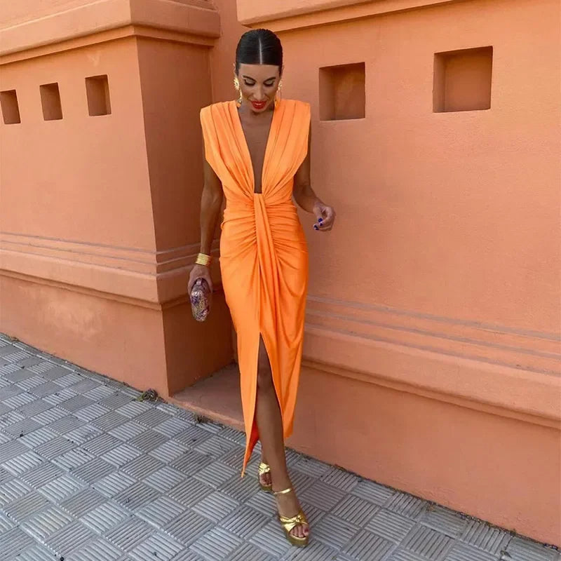 Sophisticated Dress with a Clean Classic Look