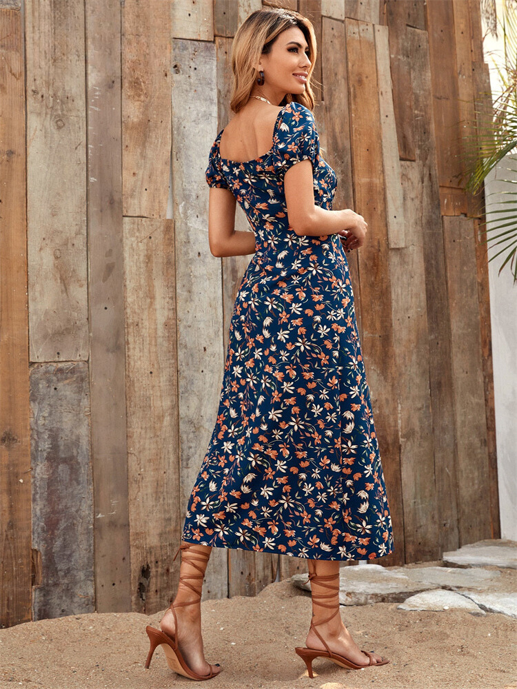 Sophisticated Dress with a Clean Classic Look