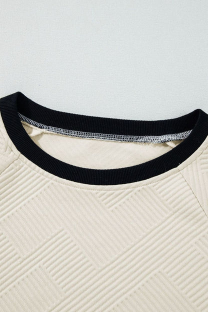 Well Tailored Shirt with a Graceful Silhouette