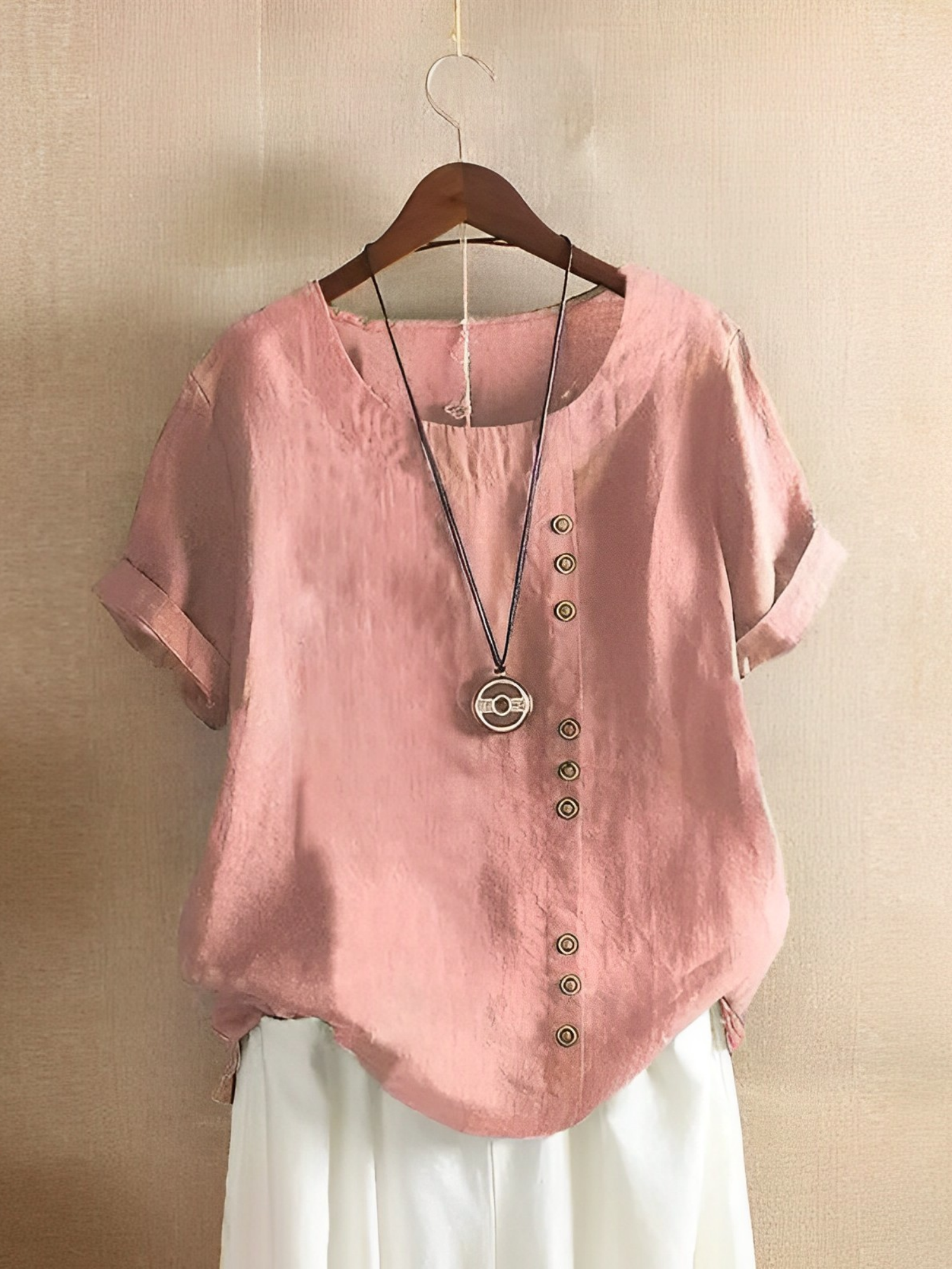 Beautifully Finished Shirt in a Timeless Design