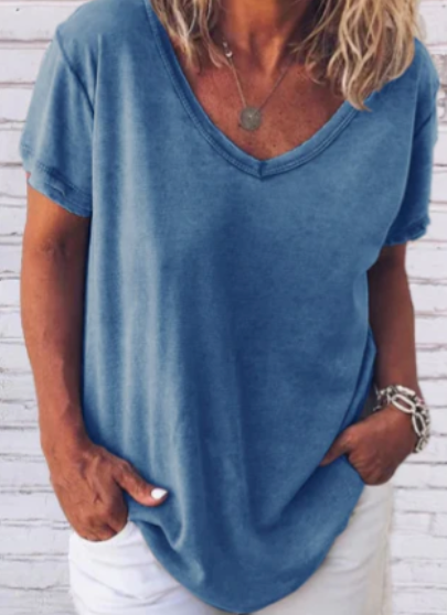 Beautifully Crafted T-Shirt in a Classic Style