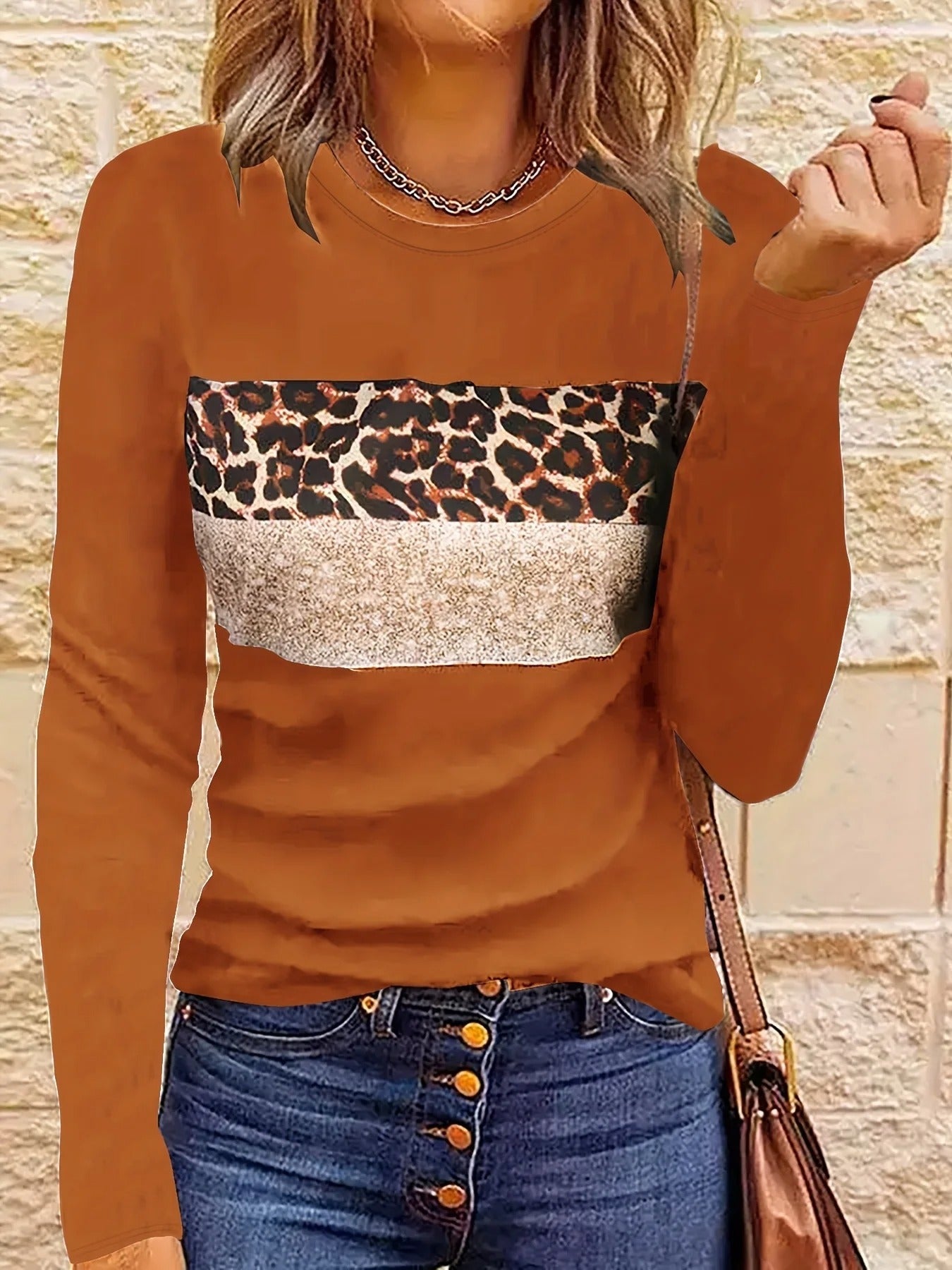 Classic Vintage Shirt with a Flattering Fit