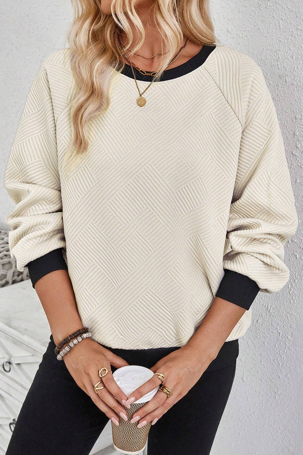 Well Tailored Shirt with a Graceful Silhouette