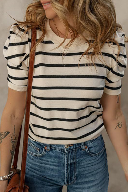 Effortlessly Elegant T-Shirt with a Timeless Design