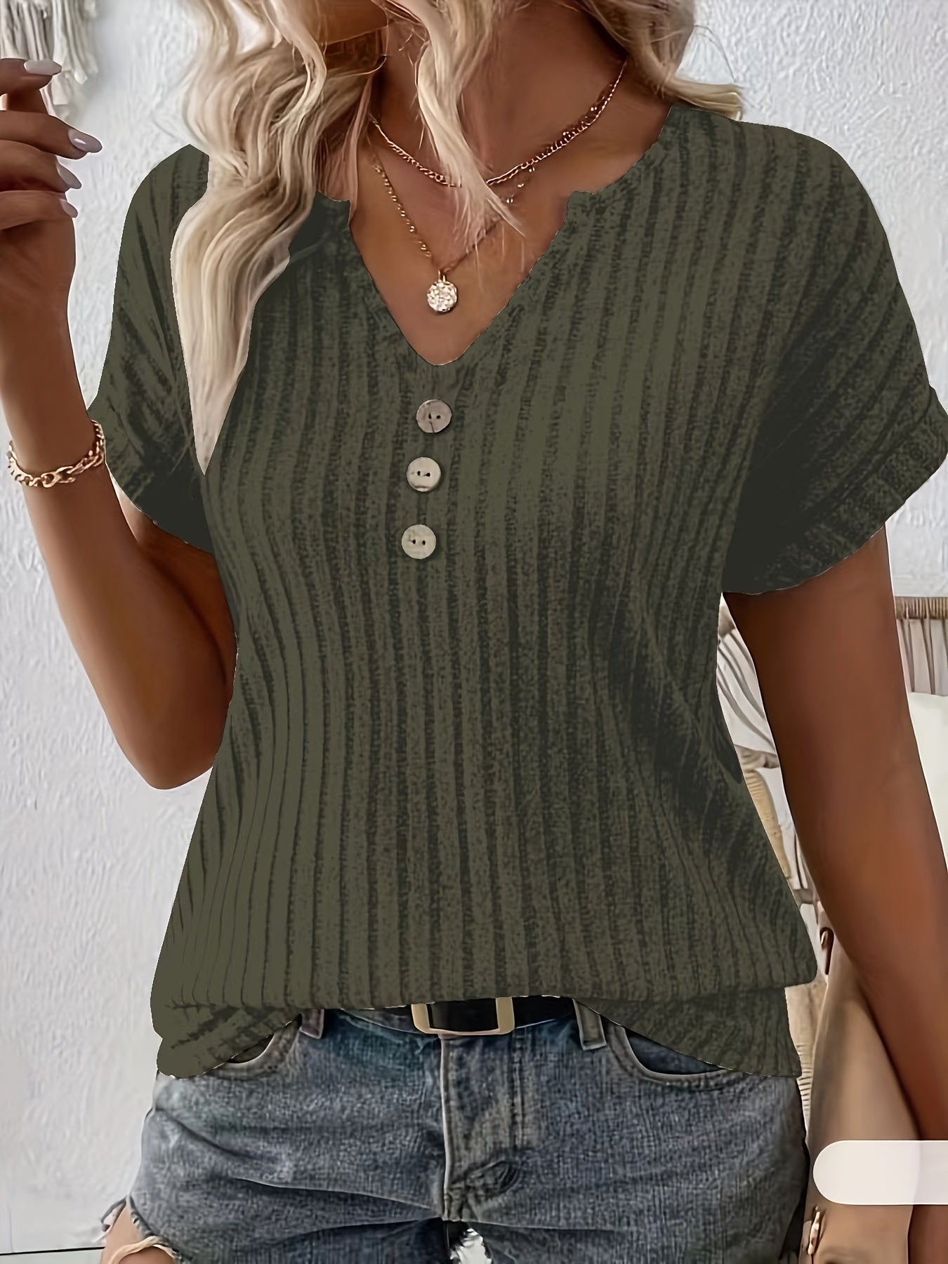 Elegantly Styled T-Shirt for Everyday Wear